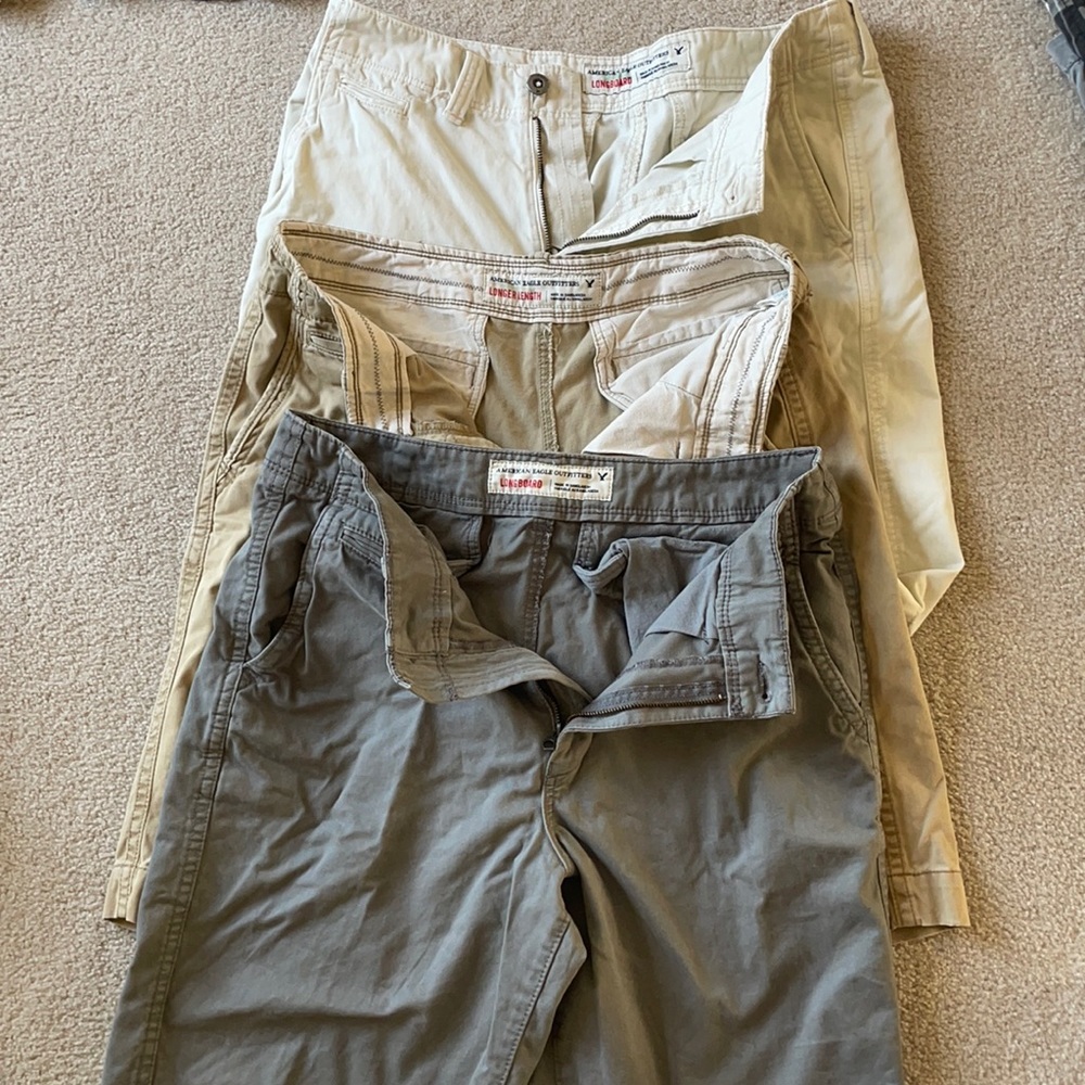 American Eagle men’s long board shorts